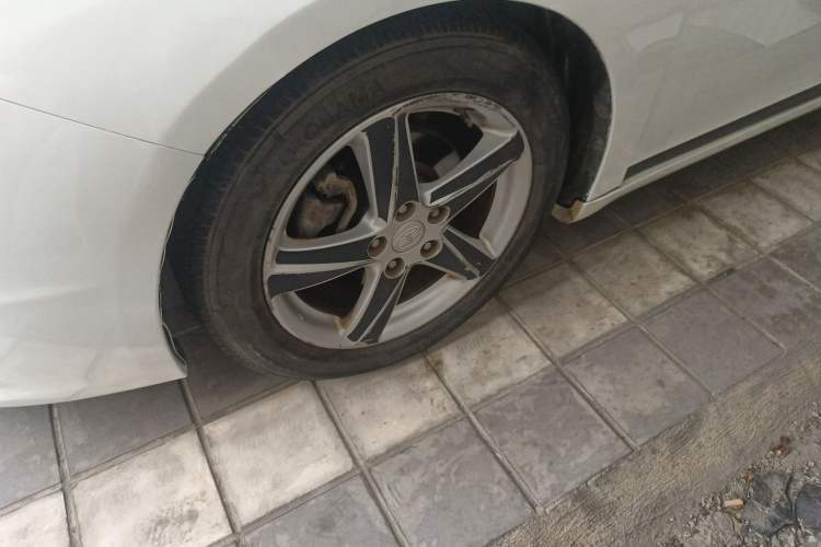 Used Bestune B70 2014 2.0L automatic luxury version
