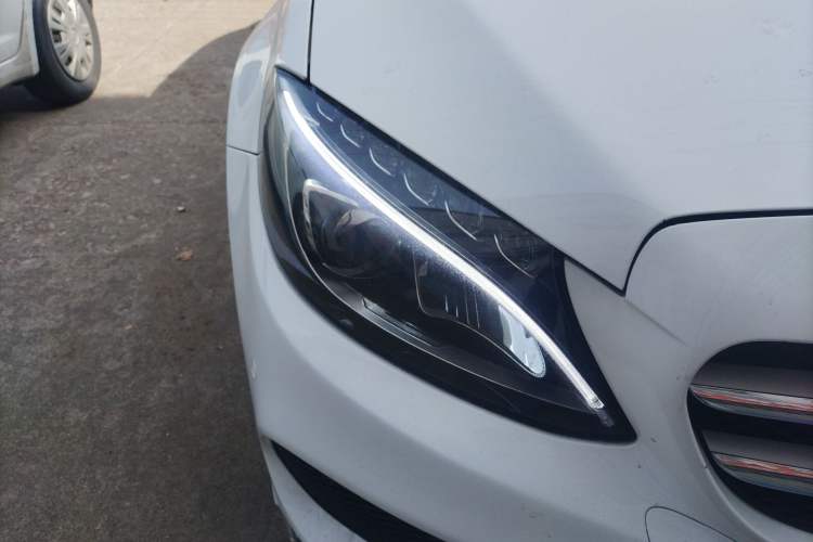 Used Mercedes-Benz C-Class 2017 Restyled C 180 L Fashion Edition Sport Version Right Front Headlight