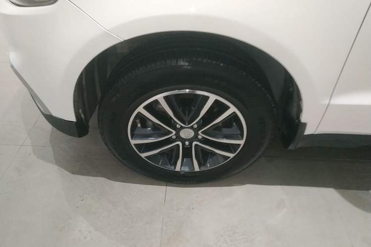 Used Geely Auto Vision X6 2018 1.4T CVT 4G Connected Luxury Version