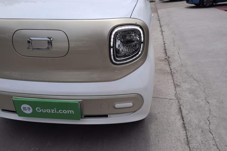 Used Bestune Pony 2025 222km Range Agile Horse Left Front Headlight