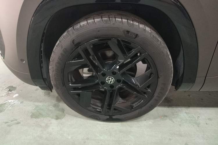 Used Volkswagen Teramont 2025 Tiguan Pro 450TSI Four-Wheel Drive Summit Edition
