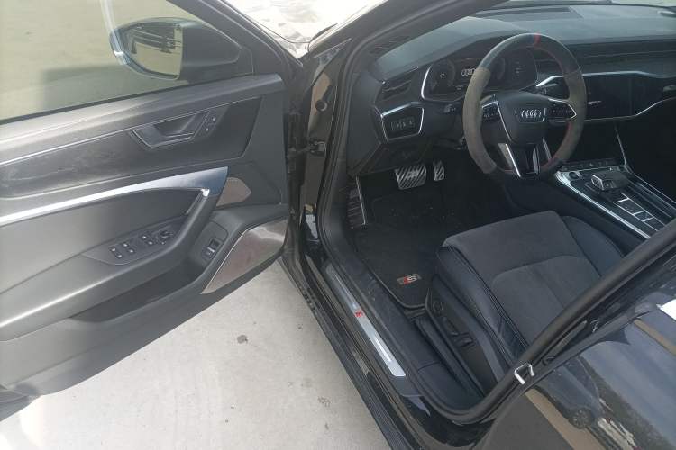 Used Audi A6L 2021 40 TFSI Luxury Dynamic Edition Driver Seat