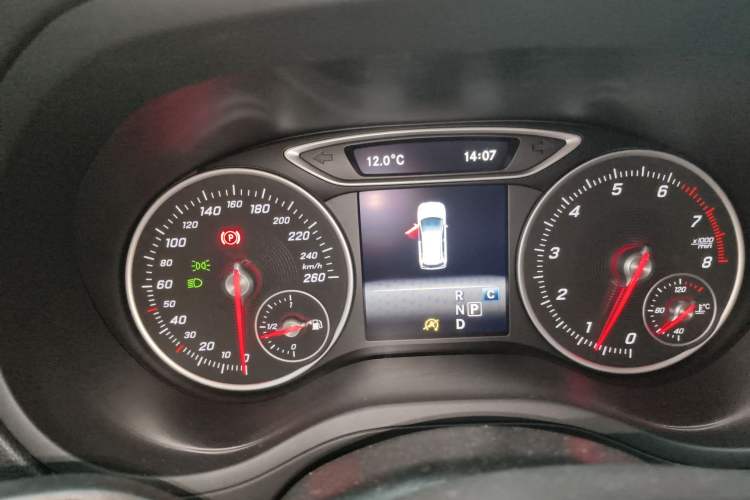 Used Mercedes-Benz B-Class 2015 B 200 Fashion Model