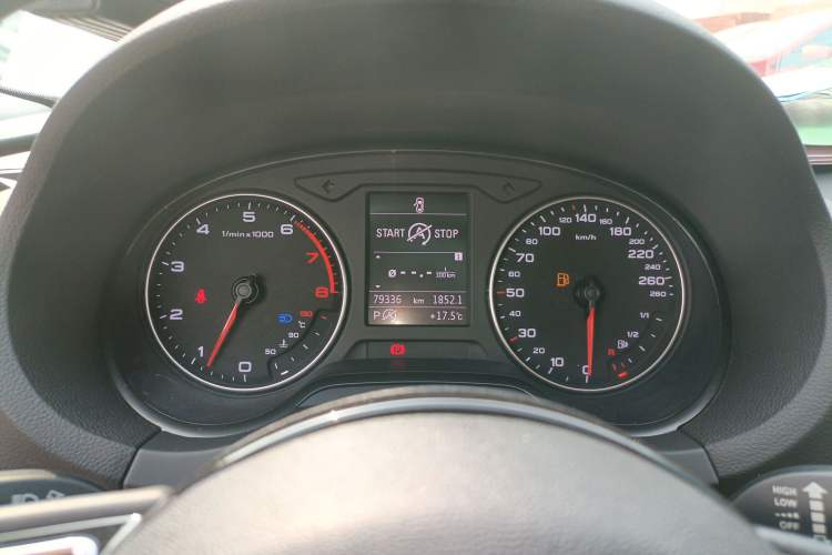 Used Audi A3 2015 Limousine 35 TFSI Millionth Anniversary Intelligent Leading Model
