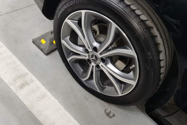 Used Mercedes-Benz E-Class 2023 Restyled E 300 L Sporty and Stylish Edition