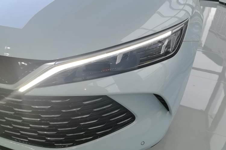 Used BYD Qin L 2024 DM-i 120KM Excellence Model Left Front Headlight