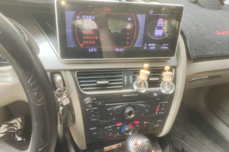 Used Audi A4L 2011 2.0 TFSI Comfort Model Audio And AC Panel