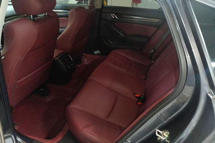 Used Honda Accord 2022 260TURBO Phantom Night · Prestige Edition Left Rear Seat