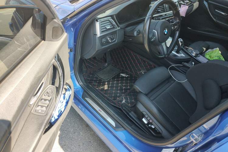 Used BMW 3 Series 2019 320Li M Sport Package Driver Seat