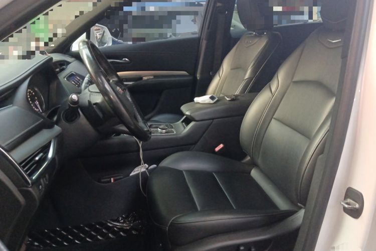 Used Cadillac XT4 2018 28T Four-Wheel Drive Leading Model