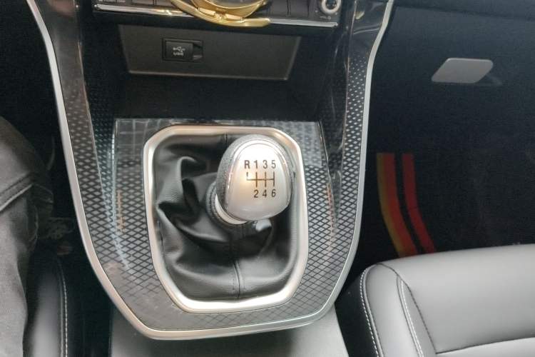 Used Haval M6 2021 PLUS 1.5T Manual Luxury Smart Connectivity Model
