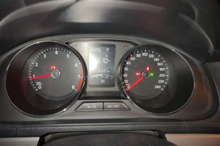 Used Volkswagen Lavida 2017 1.6L Automatic Comfort Edition
