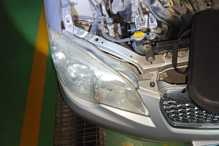 Used Toyota Corolla EX 2011 1.6L Automatic Luxury Edition Right Front Headlight