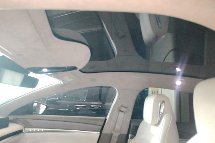 Used IM L7 2022 Pro Model Headliner