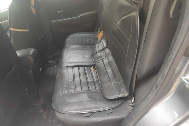 Used Mitsubishi ASX 2013 2.0L CVT Two-Wheel Drive Elite Edition Left Rear Seat