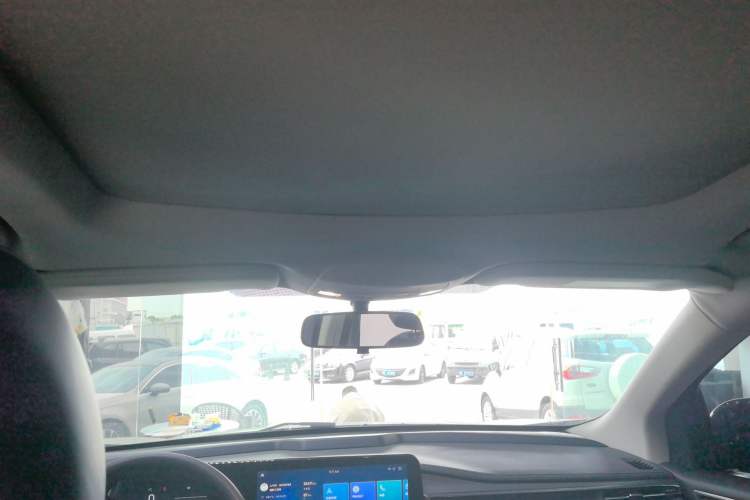 Used Ford Edge 2021 PLUS EcoBoost 245 Two-Wheel-Drive Platinum Edition 5 Seats
