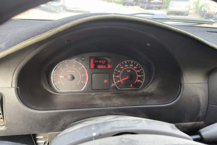 Used Wuling Rongguang 2021 1.5L Extended Basic Version L3C Odometer Close Up