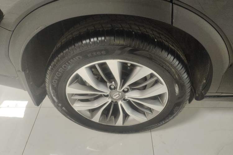 Used GAC Trumpchi GS8 2017 320T Two-Wheel Drive Luxury Smart Connectivity Version (7 Seats)
