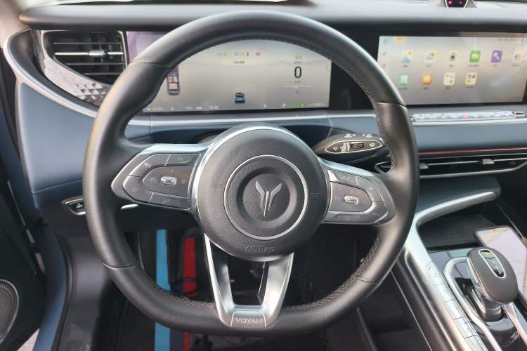 Used VOYAH FREE 2021 Four-Wheel Drive Standard Range-Extended Exclusive Luxury Package