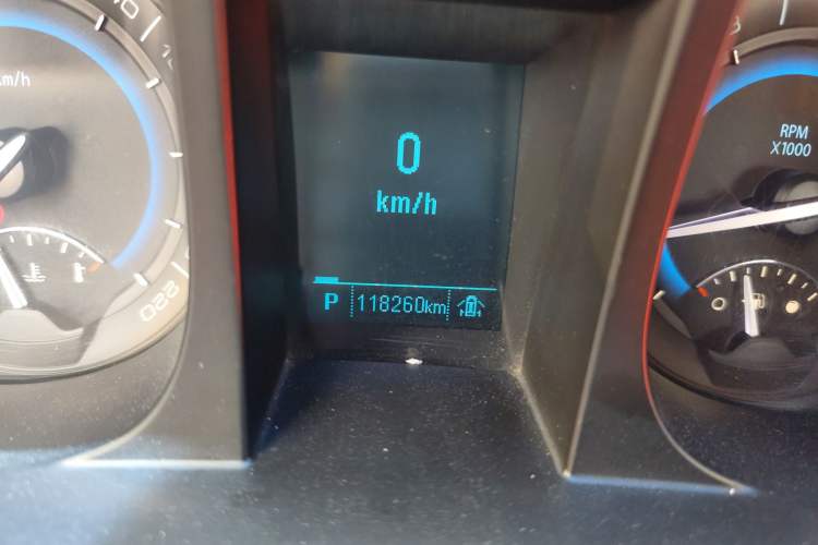 Used Buick GL8 2013 2.4L CT Luxury Business Comfort Edition
