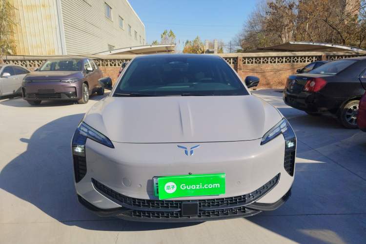 Used Hongqi EH7 2024 690 Pro