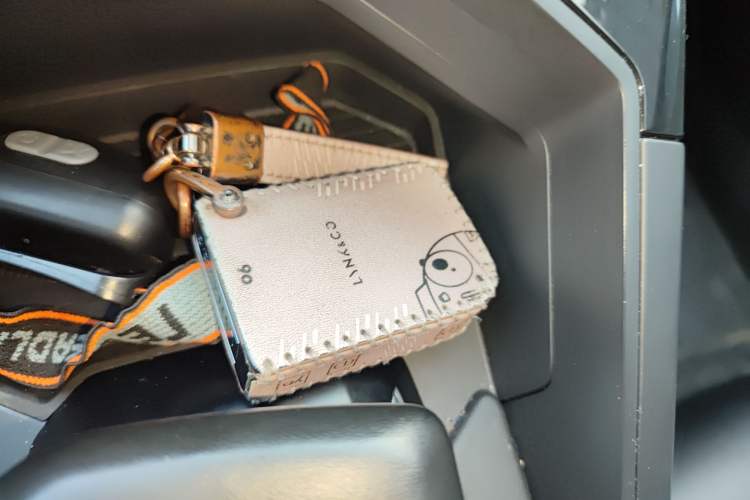 Used Lynk & Co 06 2021 1.5T Shero Pink Special Edition