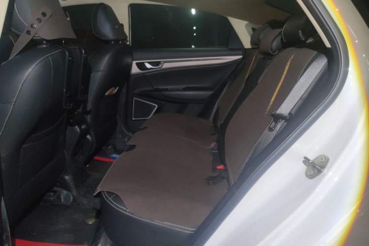 Used Geely Auto Emgrand GL 2018 1.4T DCT Elite Smart Connectivity Version Left Rear Seat