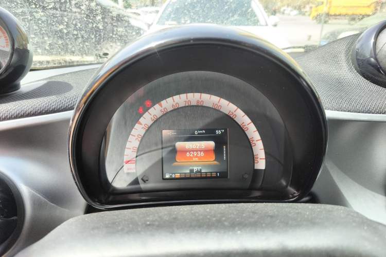 Used smart forfour 2016 0.9T 66 kW Pioneer Edition