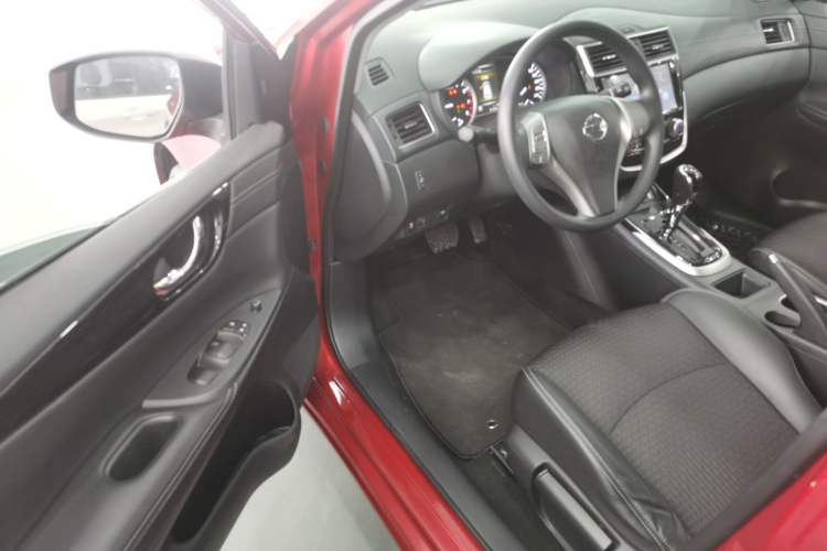 Used Nissan Tiida 2019 1.6L CVT Smart Drive Version China VI Standard