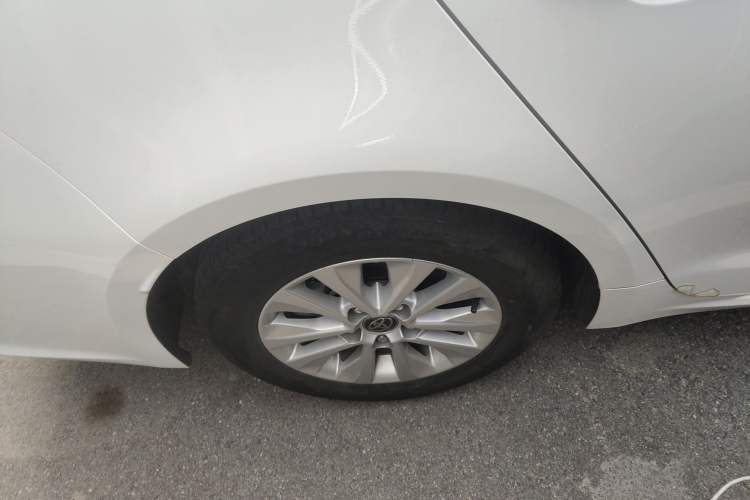 Used Toyota Corolla 2024 1.8L Smart Electric Hybrid Dual-Engine Pioneer Edition Right Rear Wheel Hub