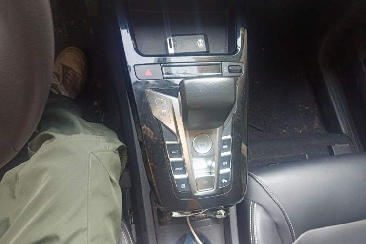 Used BYD Yuan New Energy 2019 EV535 Smart Connect Trendsetting Model