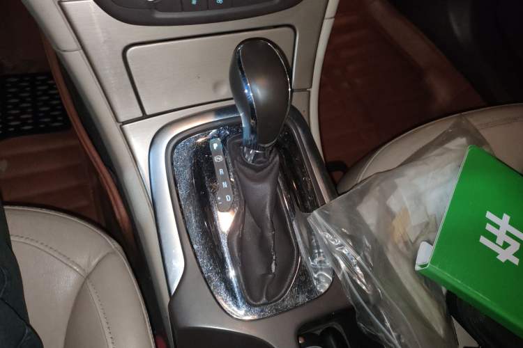 Used Buick Regal 2012 2.0L Luxury Edition
