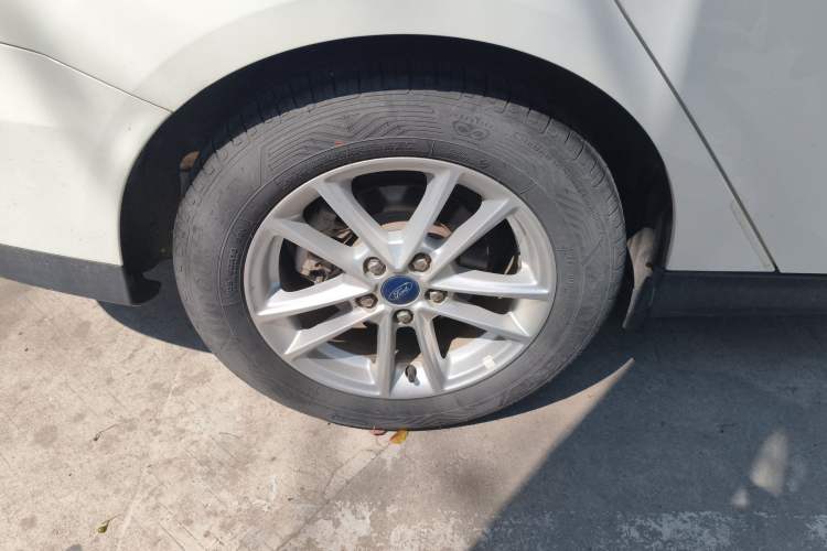 Used Ford Focus 2017 Sedan EcoBoost 180 Automatic Elite Model