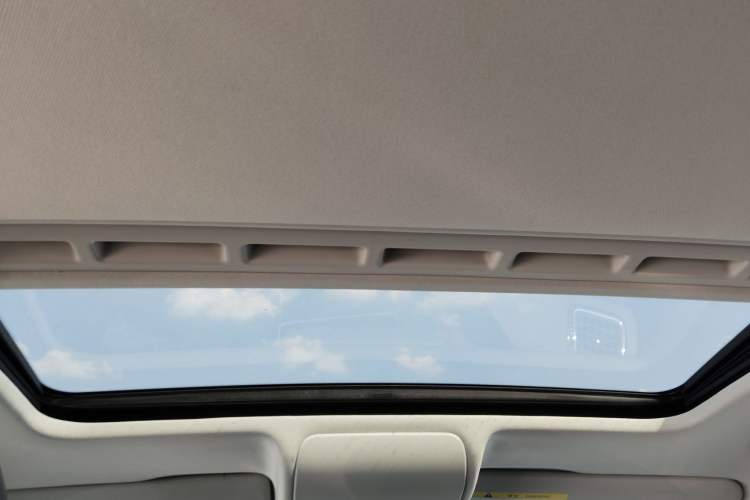 Used Volkswagen Polo 2014 1.6L Automatic Luxury Edition
