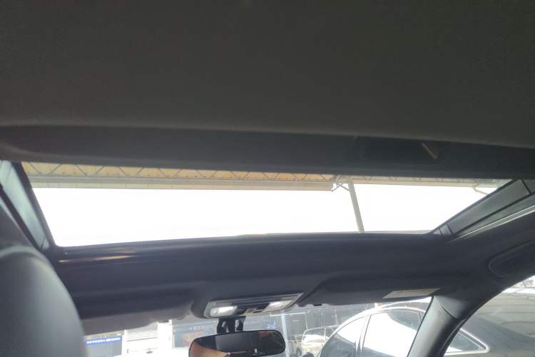 Used Honda Civic 2021 HATCHBACK 220TURBO CVT Trendy Cool Edition
