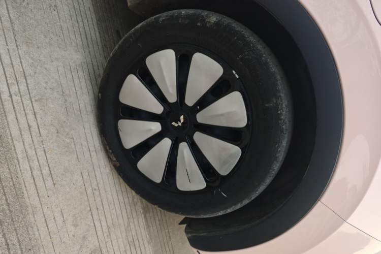 Used Wuling Bingo 2023 410 km Lingxi Deluxe Edition