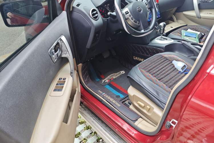 Used Nissan Qashqai 2015 2.0 XV Coolray CVT 2WD Driver Seat