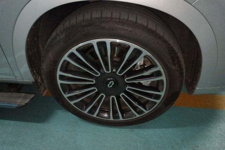 Used Hima AITO M7 2024 1.5T Intelligent Driving 4WD Max Edition 5 Seats