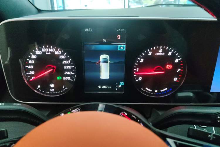 Used Mercedes-Benz Vito 2024 2.0T Elite Version 8 Seats