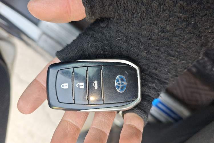 Used Toyota Levin Hybrid E+ 2019 1.8L GS E-CVT Elite Model with Sunroof Vehicle Key