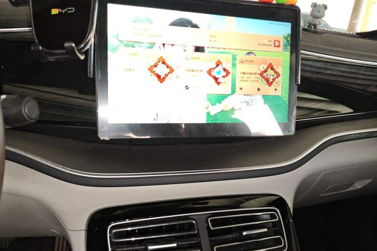 Used BYD Qin PLUS 2023 Champion Edition EV 510KM Leading Model Audio And AC Panel