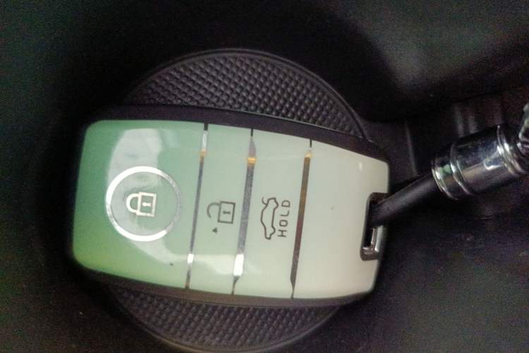 Used Kia KX5 2017 1.6T Automatic Two-Wheel Drive 15th Anniversary Special Edition DLX
