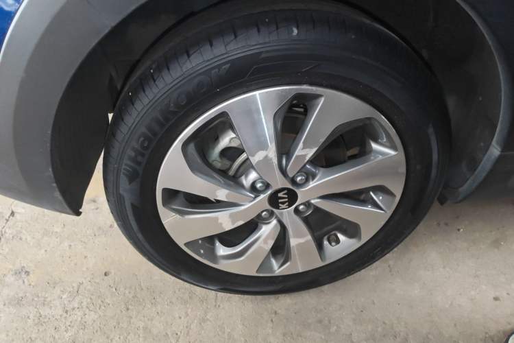 Used Kia KX Cross 2017 1.4L AT GLS Exterior 5