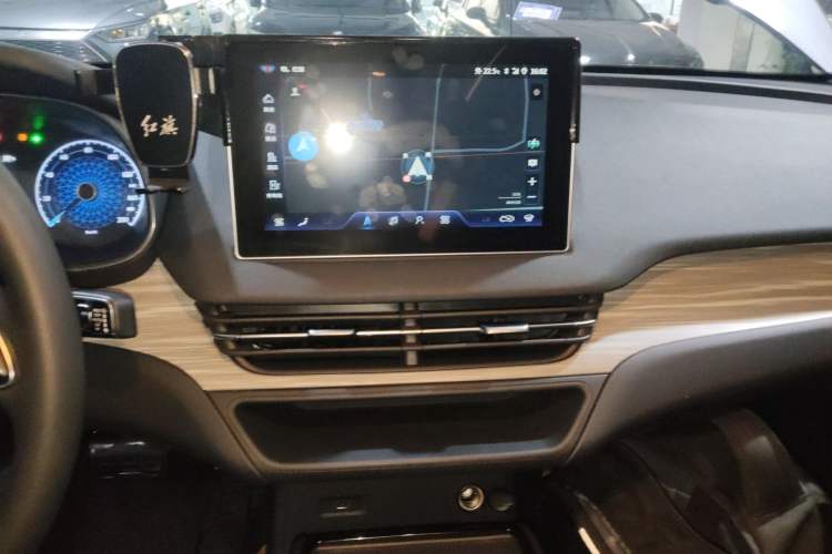 Used Hongqi E-QM5 2023 560km PLUS