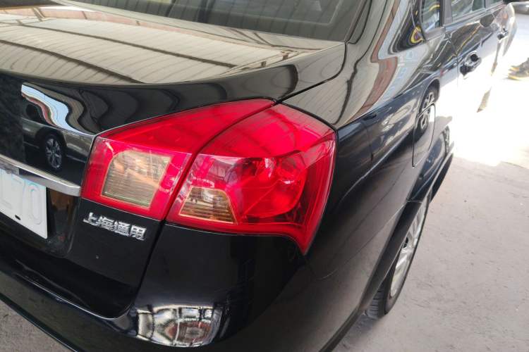 Used Buick Excelle 2015 1.5L Manual Classic Trim
