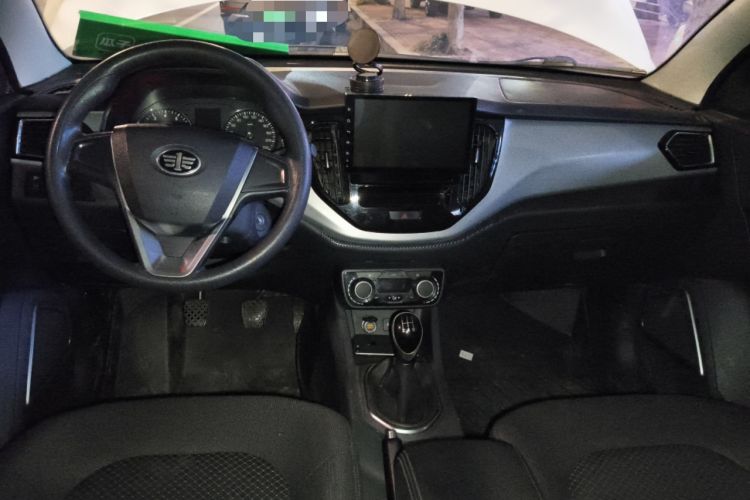 Used FAW Senya R7 2016 1.6L Manual Comfort Model