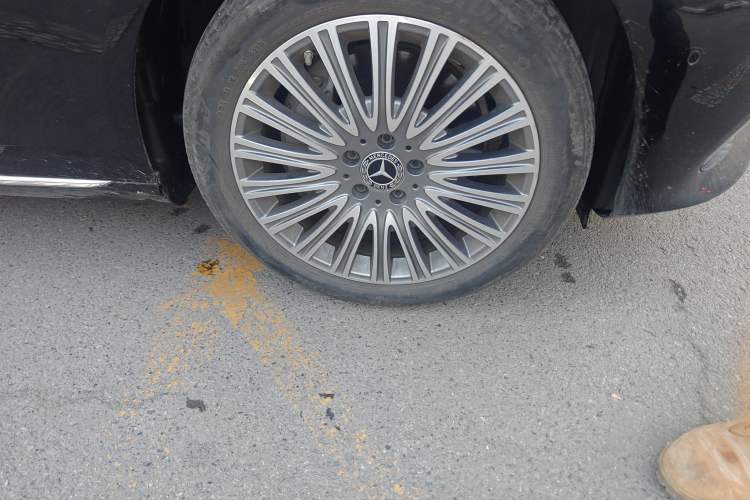 Used Mercedes-Benz E-Class 2020 E 300 L Stylish Model