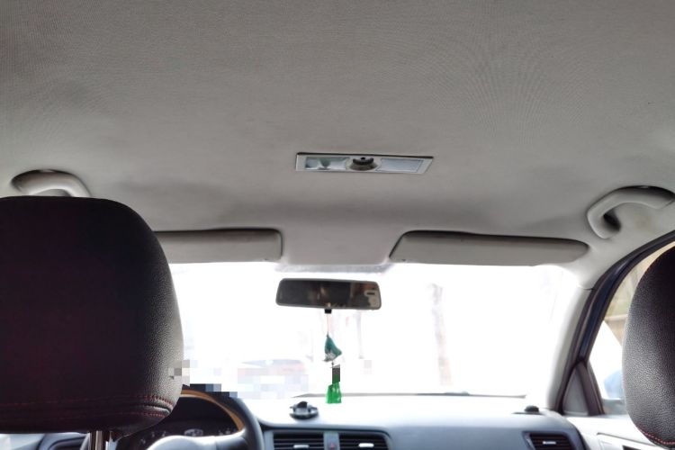 Used Volkswagen Lavida 2013 1.6L Manual Fashion Edition