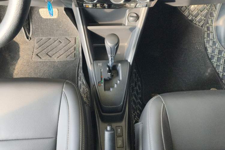 Used Toyota YARiS L Zhi Xuan 2016 Revised 1.5E CVT Charming Edition