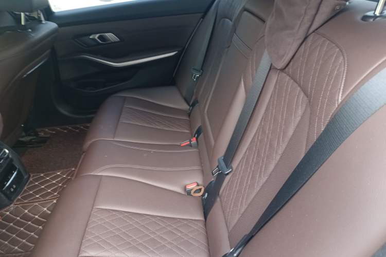 Used BMW i3 2022 eDrive 35 L Left Rear Seat